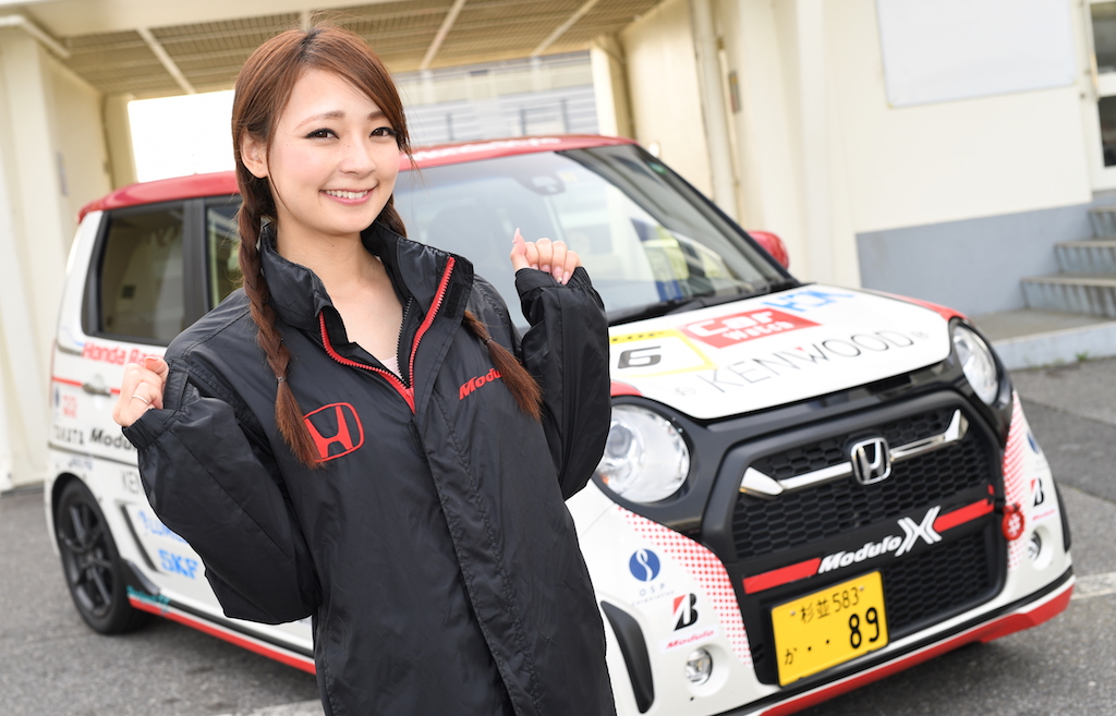 NOC20】Modulo Smile 安藤麻貴、レーシングドライバー目指す!? - Honda